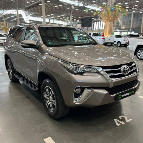 Fortuner 2.8 GD-6 2015-2020 (with DRL)